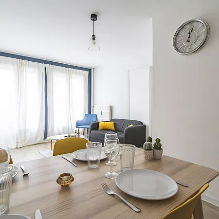 Apartment Lumineux Avec Wifi Au Coeur De - Fr-1-870-25 *